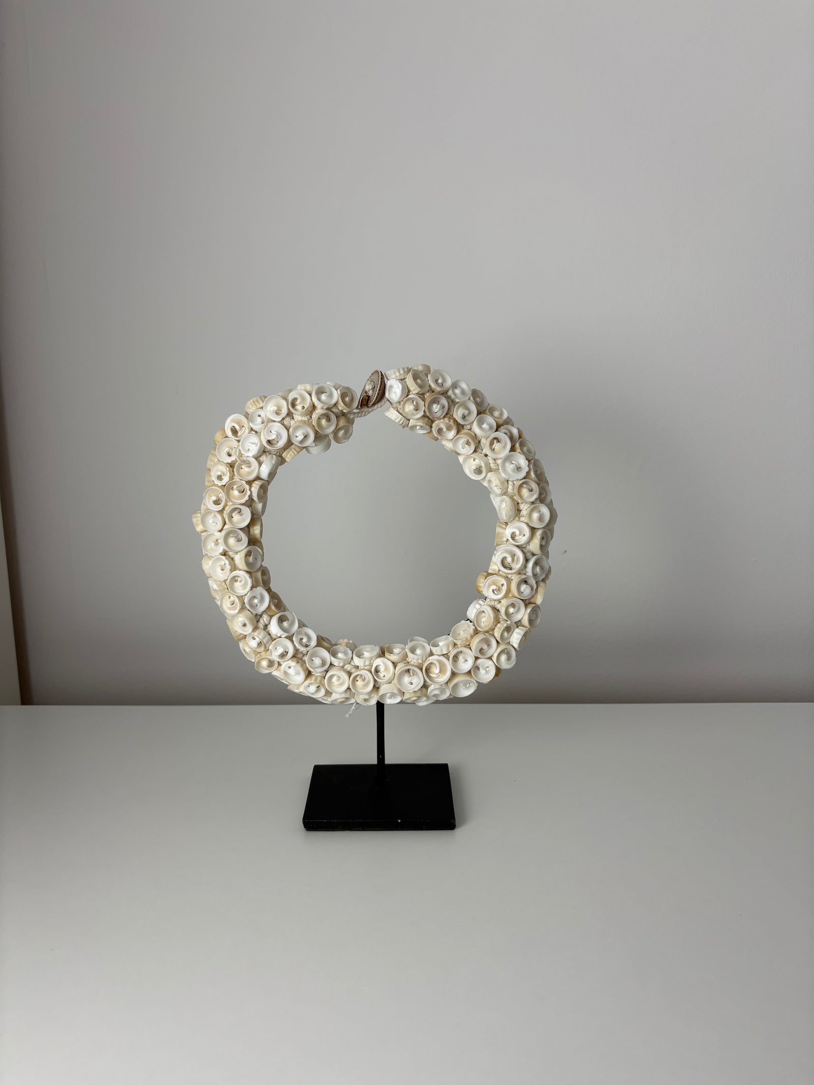 MeeShine - Ecru - ornament