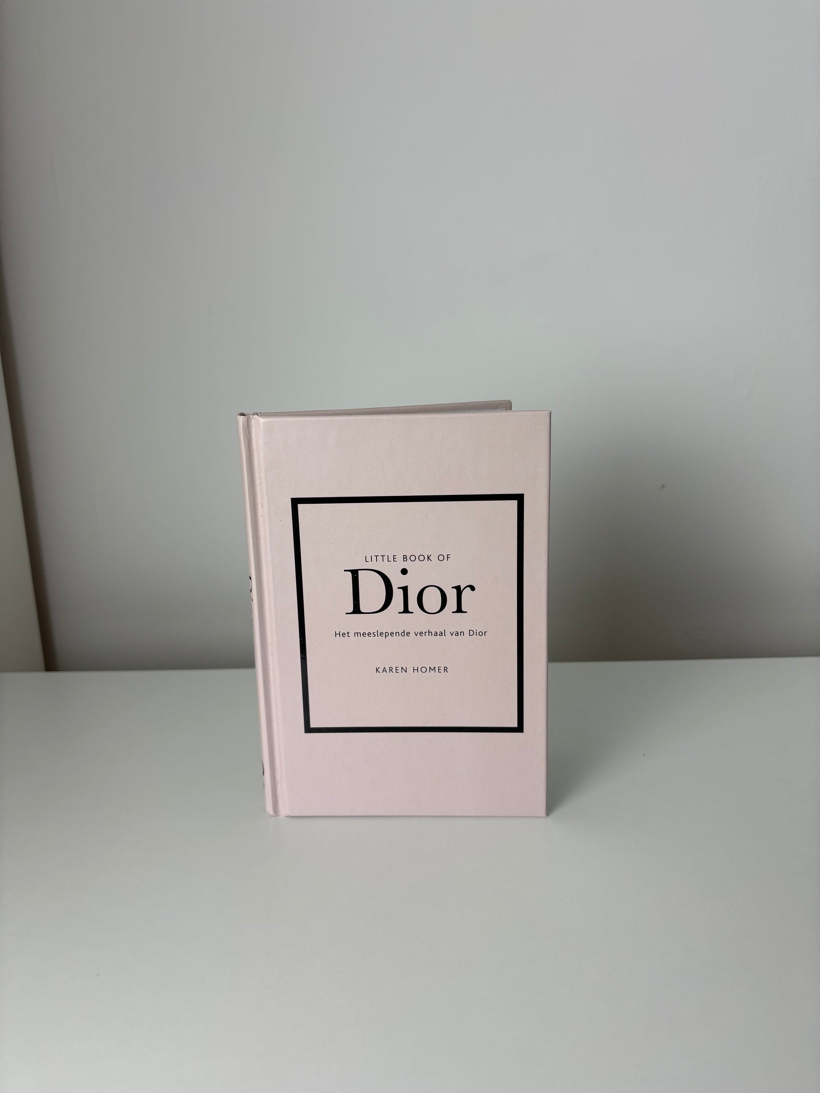 MeeDior - roze - boek