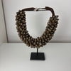 MeeGlam - brown - ornament op standaard